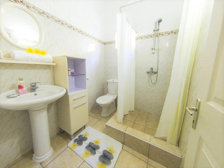 Charming Residence Near The Beach-Orchidees Flic en Flac ภายนอก รูปภาพ