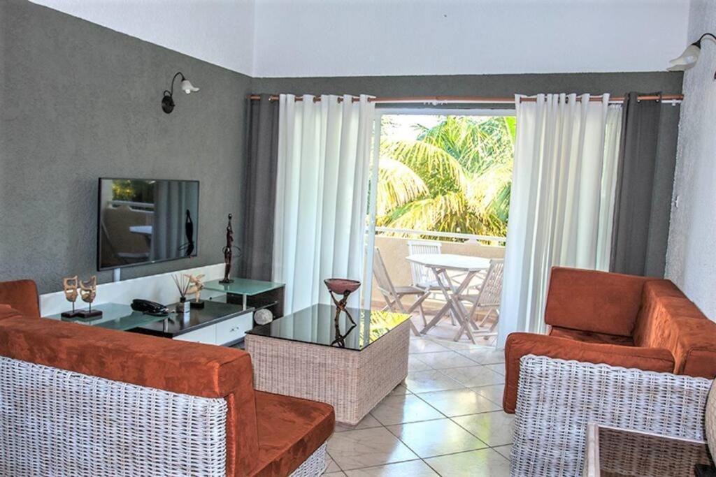 Charming Residence Near The Beach-Orchidees Flic en Flac ภายนอก รูปภาพ