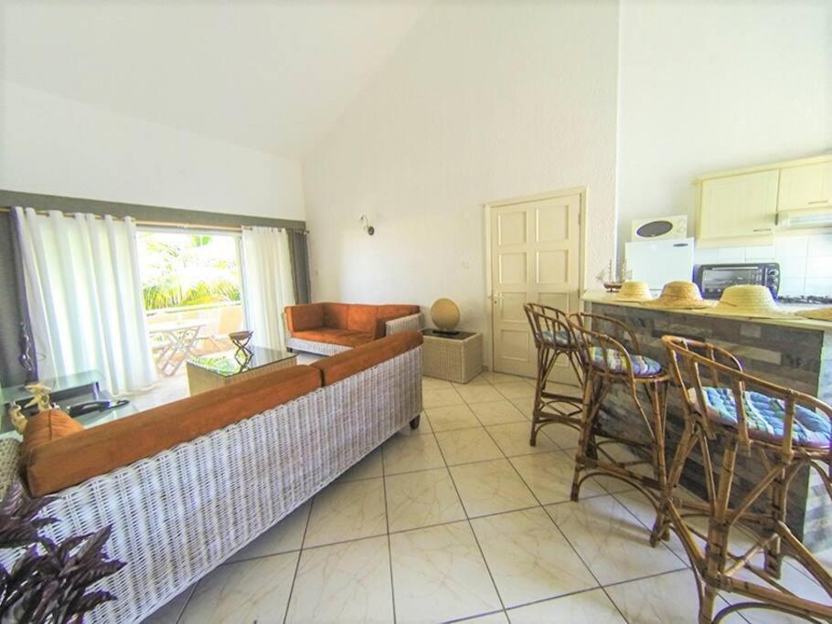 Charming Residence Near The Beach-Orchidees Flic en Flac ภายนอก รูปภาพ