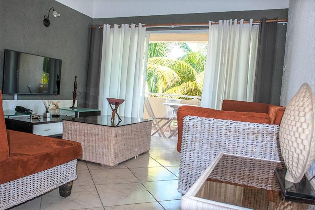 Charming Residence Near The Beach-Orchidees Flic en Flac ภายนอก รูปภาพ